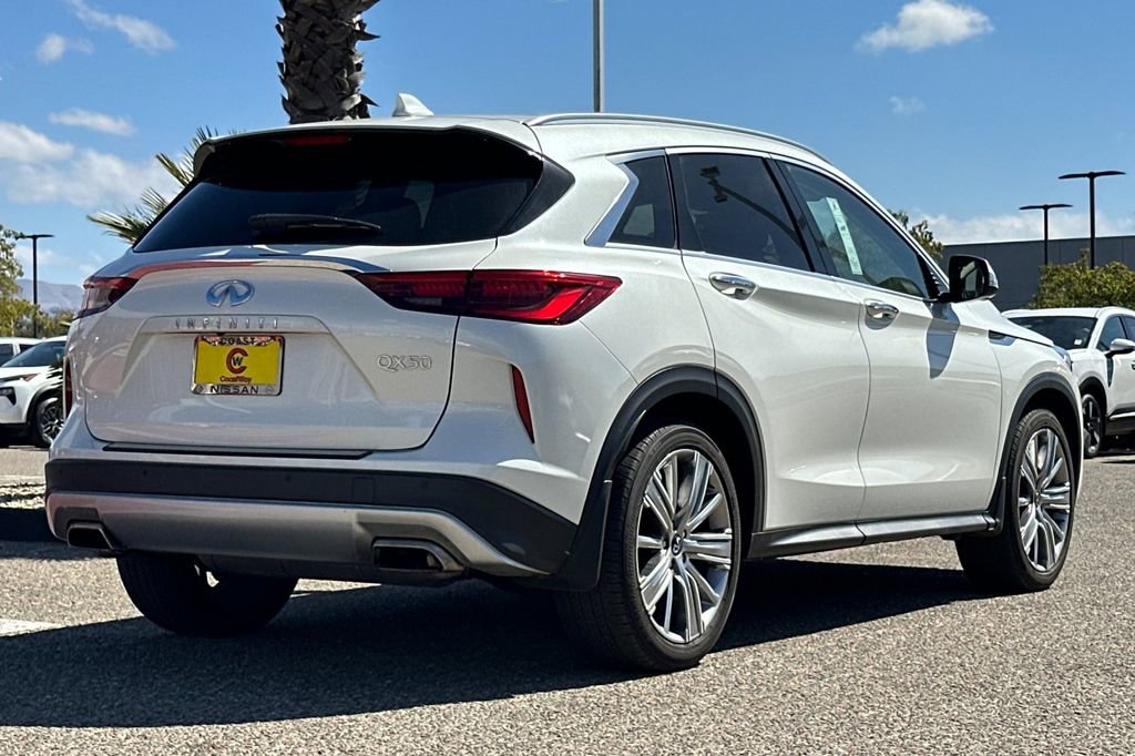 Used 2022 INFINITI QX50 Sensory image 4