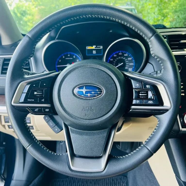 Used 2018 Subaru Outback 3.6R Limited AWD/4WD image 12