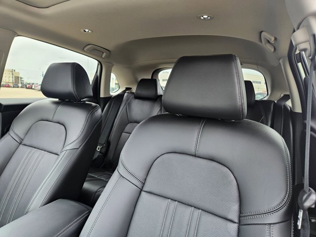 Used 2026 Honda HR-V EX-L image 12