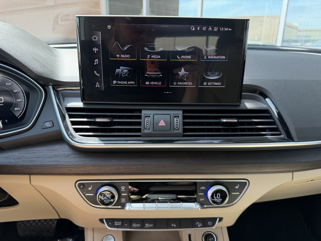 Used 2024 Audi Q5 2.0T Premium Plus AWD/4WD image 19