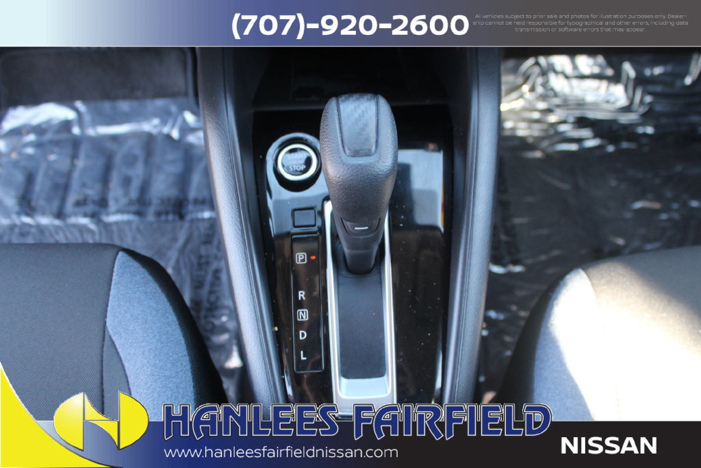 Used 2025 Nissan Versa SV w/ Trunk Package FWD image 18