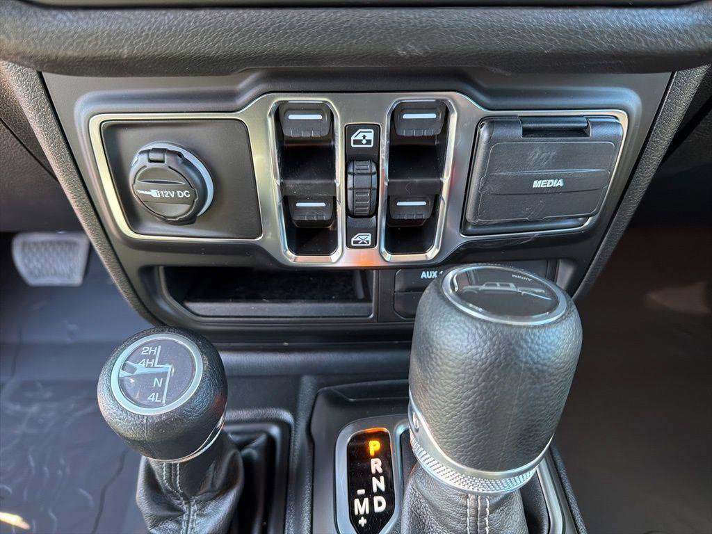New 2026 Jeep Gladiator Sport AWD/4WD image 34