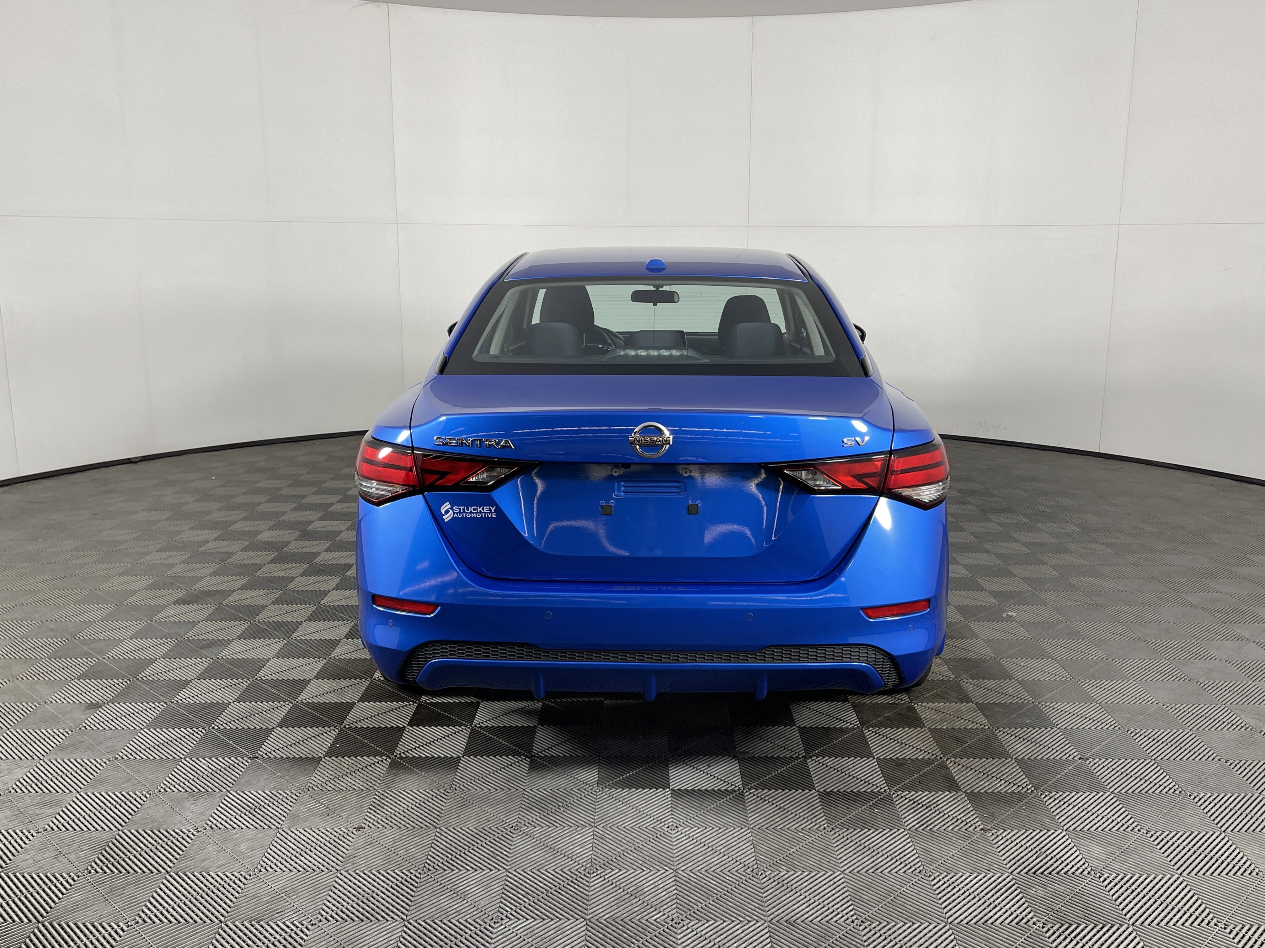 Used 2023 Nissan Sentra SV image 4