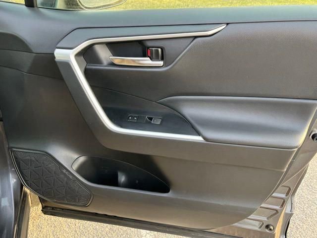 Used 2024 Toyota RAV4 XLE image 20