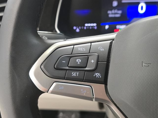 Used 2024 Volkswagen Jetta SE FWD image 33