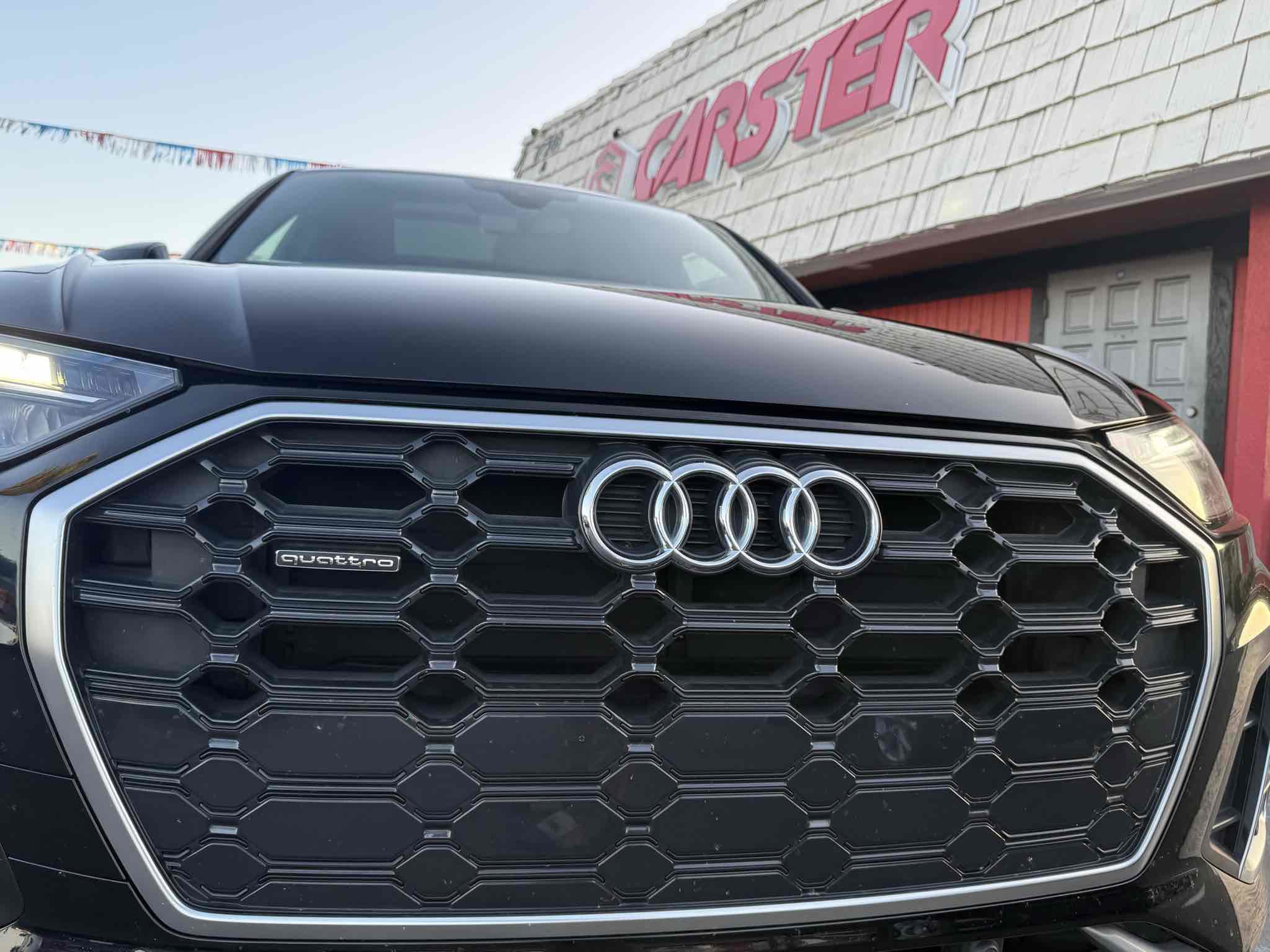 Used 2022 Audi Q5 2.0T Premium w/ Convenience Package image 27