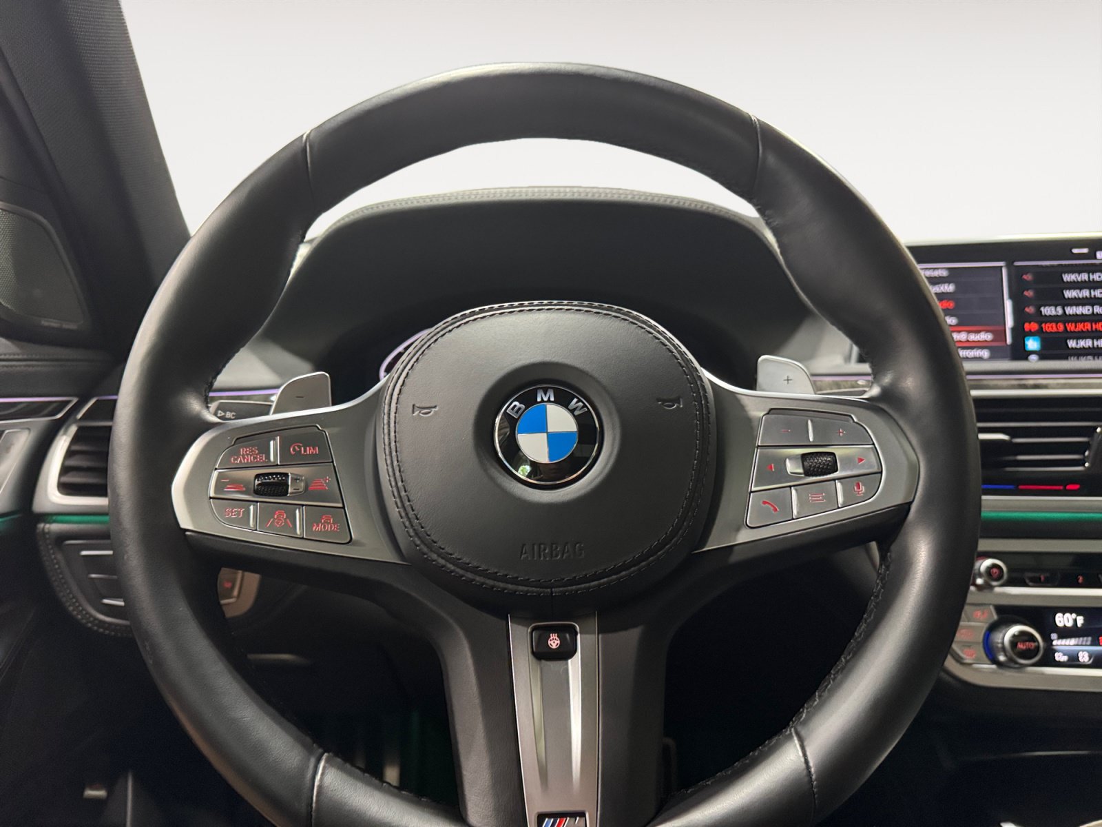 Used 2022 BMW 740i xDrive w/ M Sport Package AWD/4WD image 12