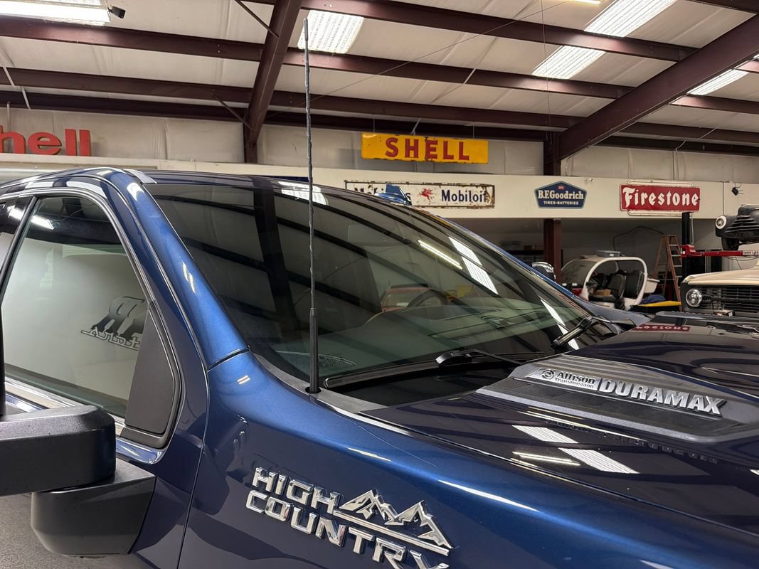 Used 2023 Chevrolet Silverado 2500 High Country AWD/4WD image 45