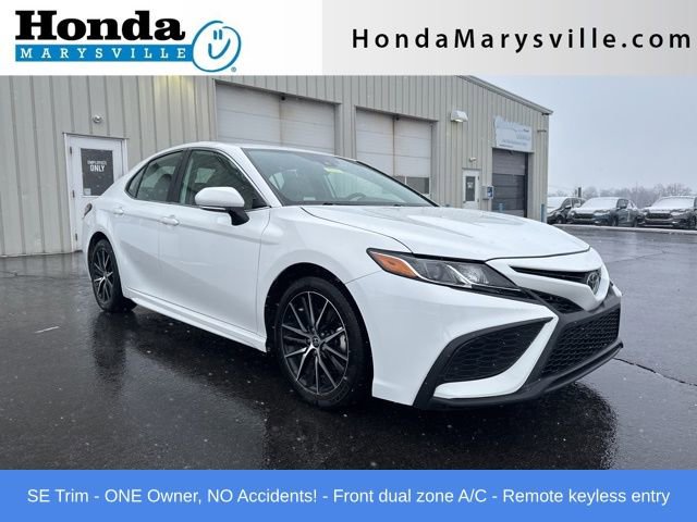 Used 2023 Toyota Camry SE image 1