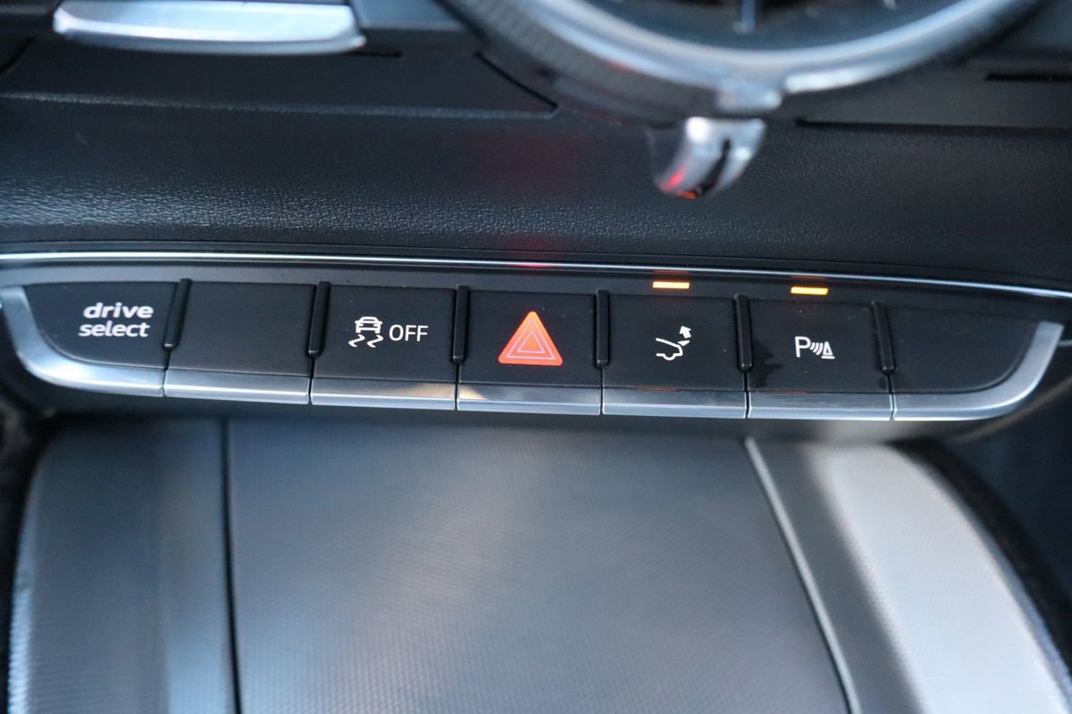 Used 2017 Audi TT 2.0T w/ Technology Package image 20