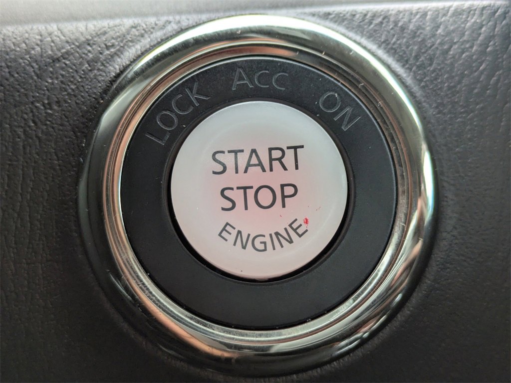 Used 2020 Nissan Armada SL w/ Premium Package image 36