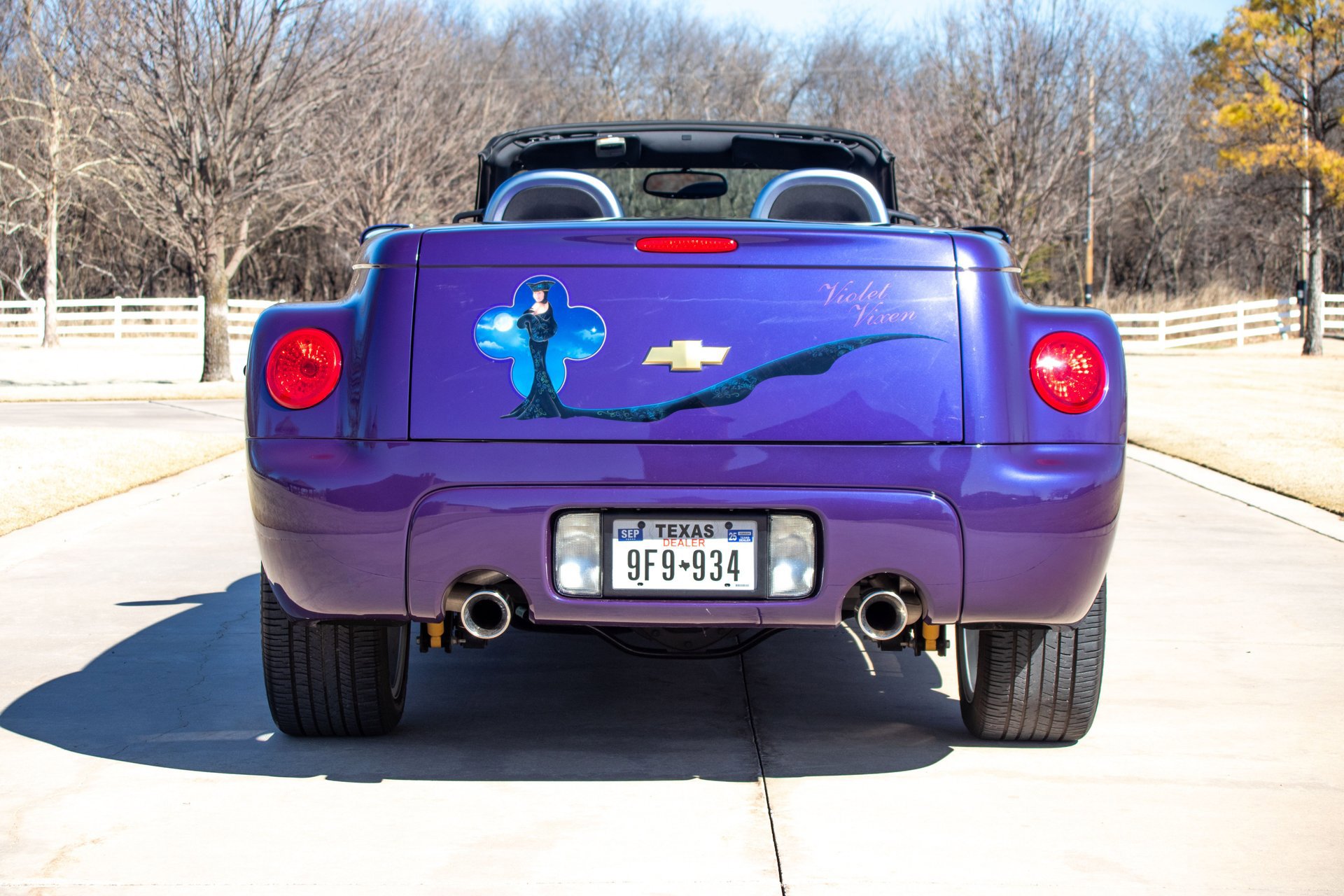 Used 2004 Chevrolet SSR w/ Preferred Equipment Group image 38