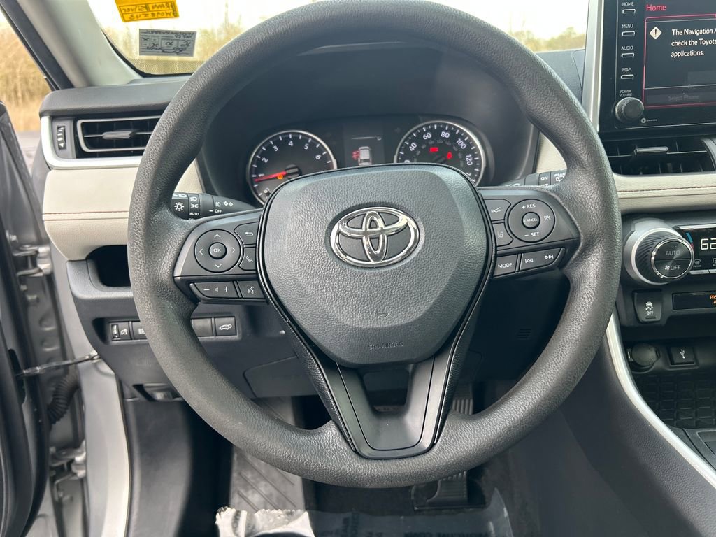 Certified 2020 Toyota RAV4 XLE w/ Convenience Package image 23