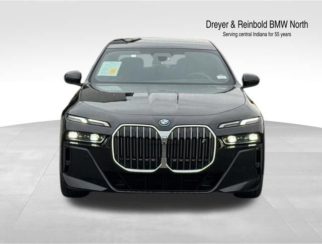 Certified 2025 BMW i7 xDrive60 AWD/4WD image 11
