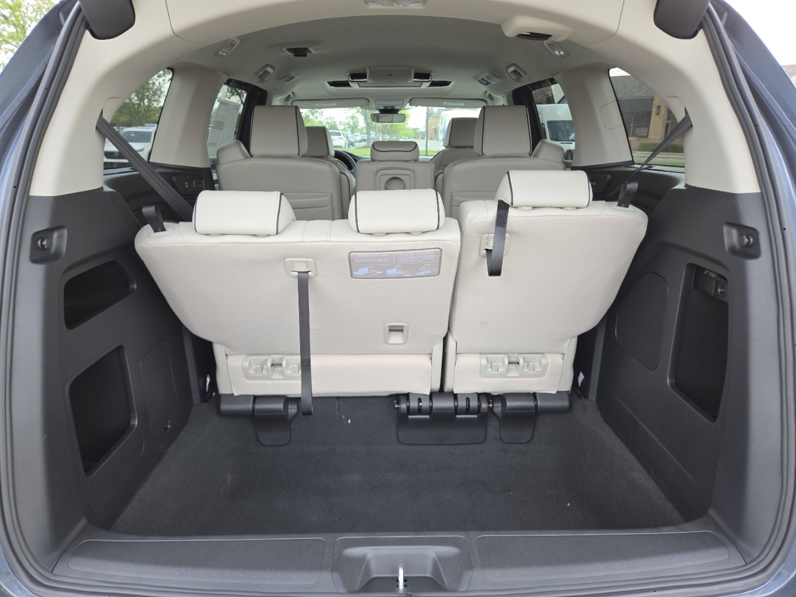 New 2026 Honda Odyssey Touring image 19