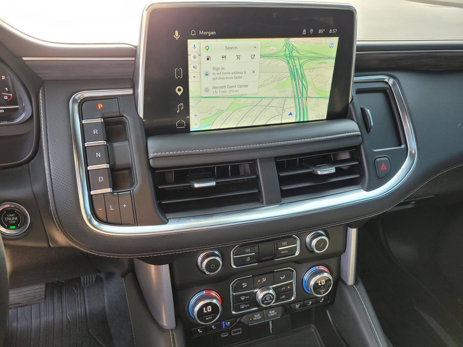 Used 2023 GMC Yukon XL SLT AWD/4WD image 27
