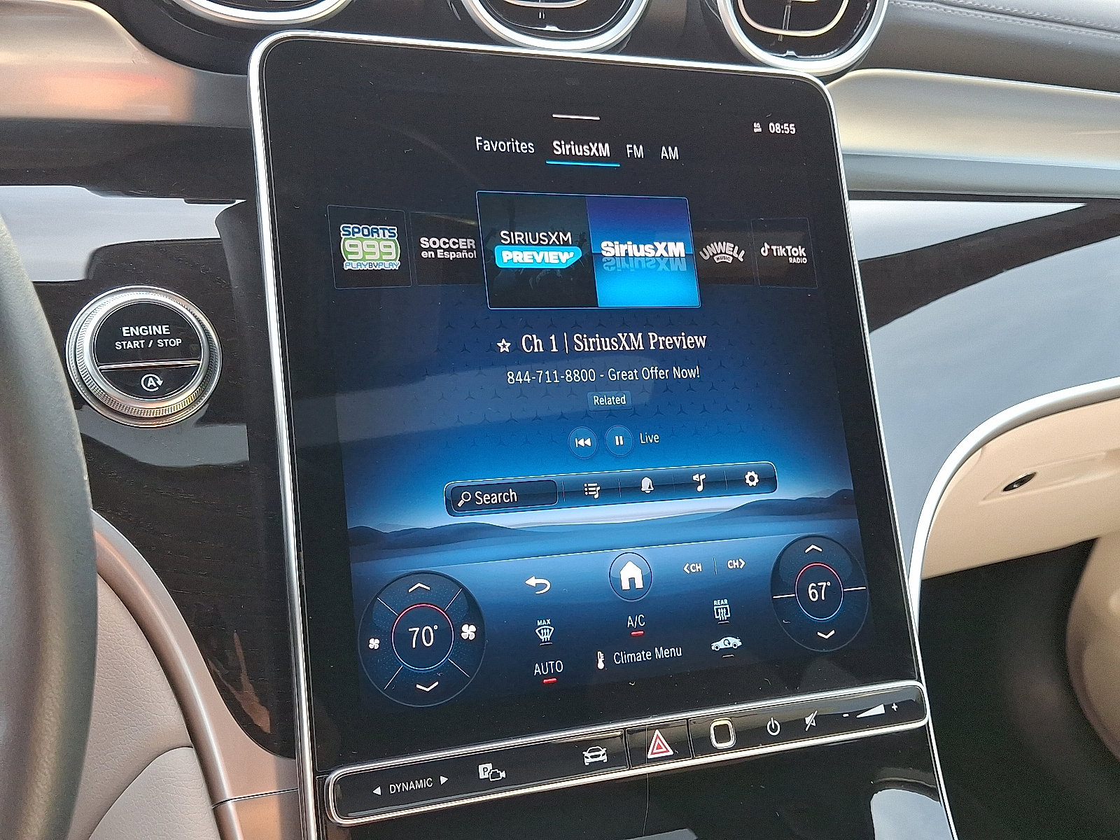 Used 2025 Mercedes-Benz GLC 300 4MATIC image 17