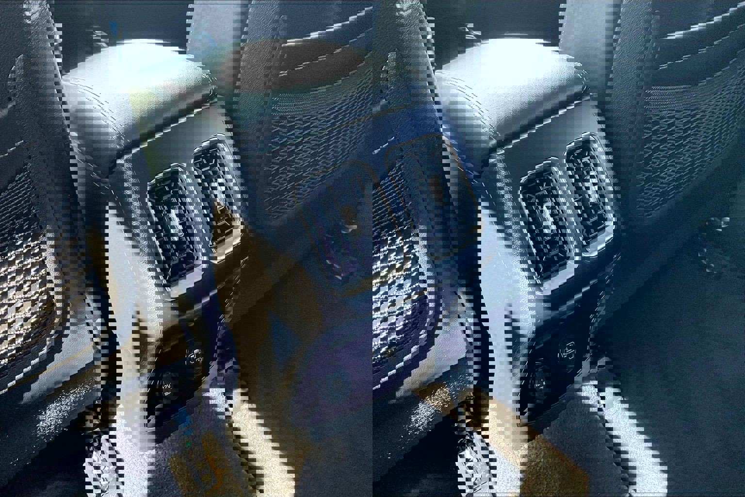 Used 2023 Kia Sorento S w/ Panoramic Sunroof Package image 10