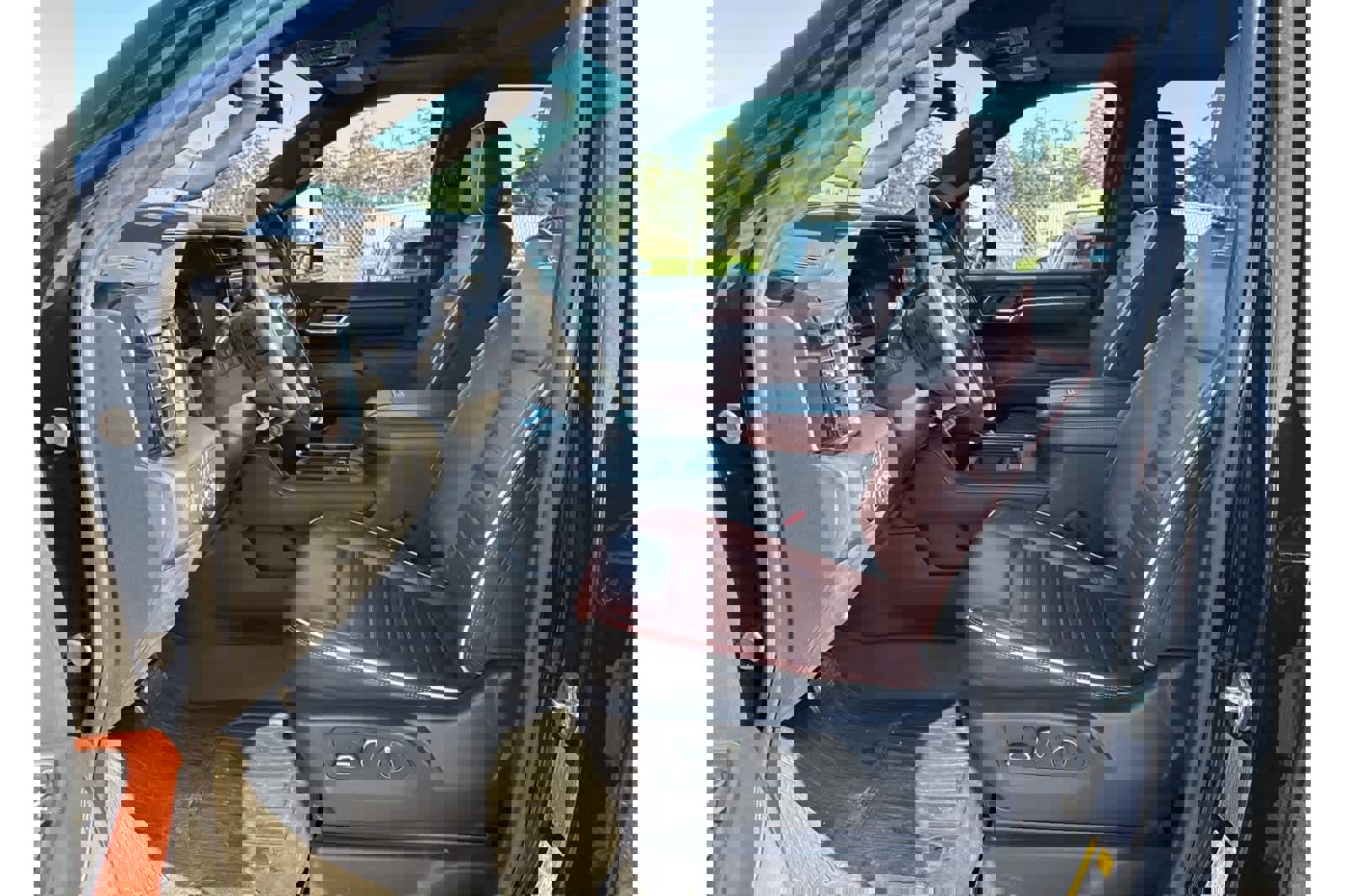 Used 2024 GMC Sierra 2500 Denali Ultimate image 12