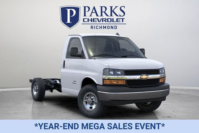 New 2025 Chevrolet Express 3500 w/ Power Convenience Package image 7