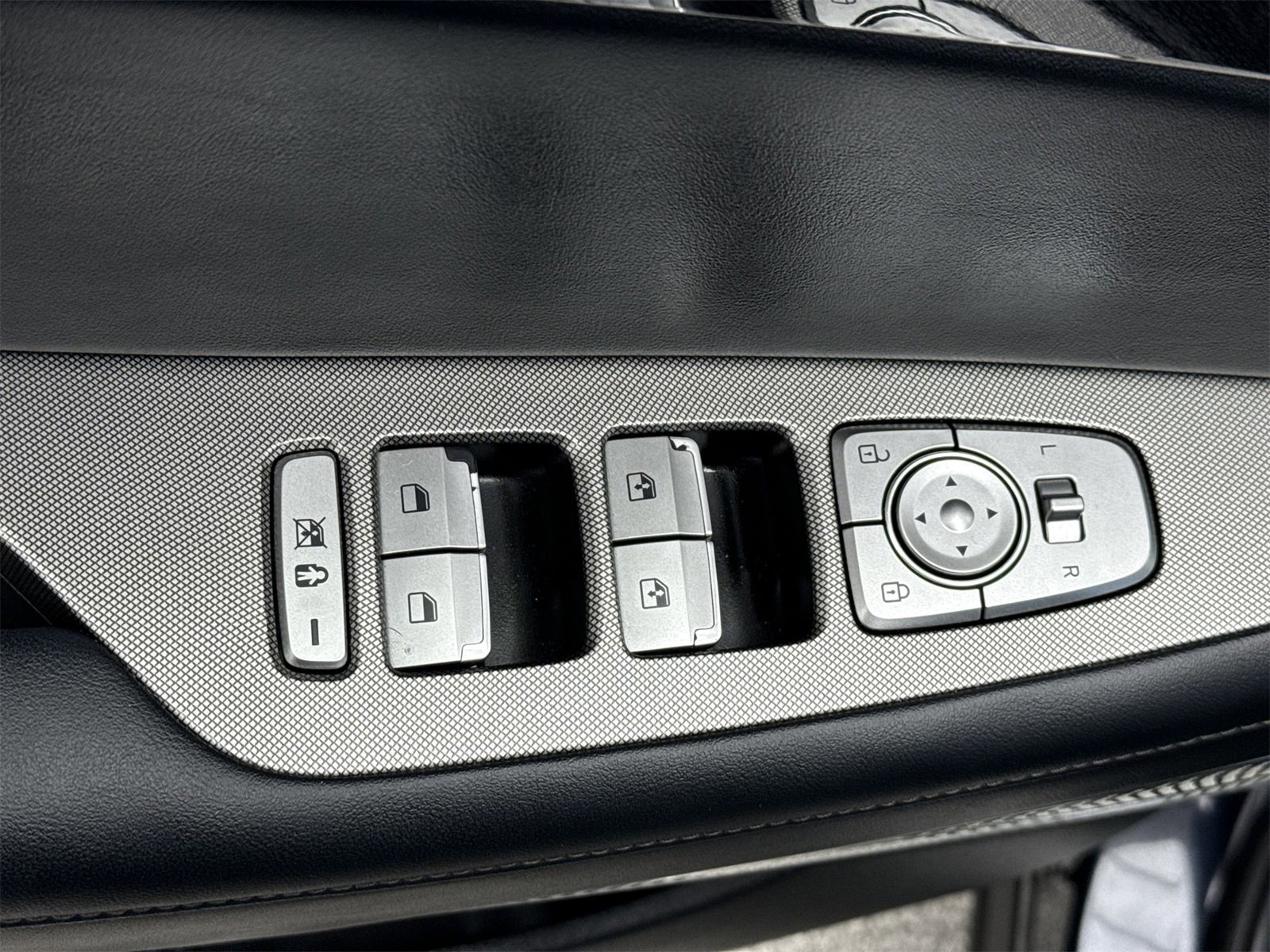 Used 2021 Hyundai Palisade Limited image 17