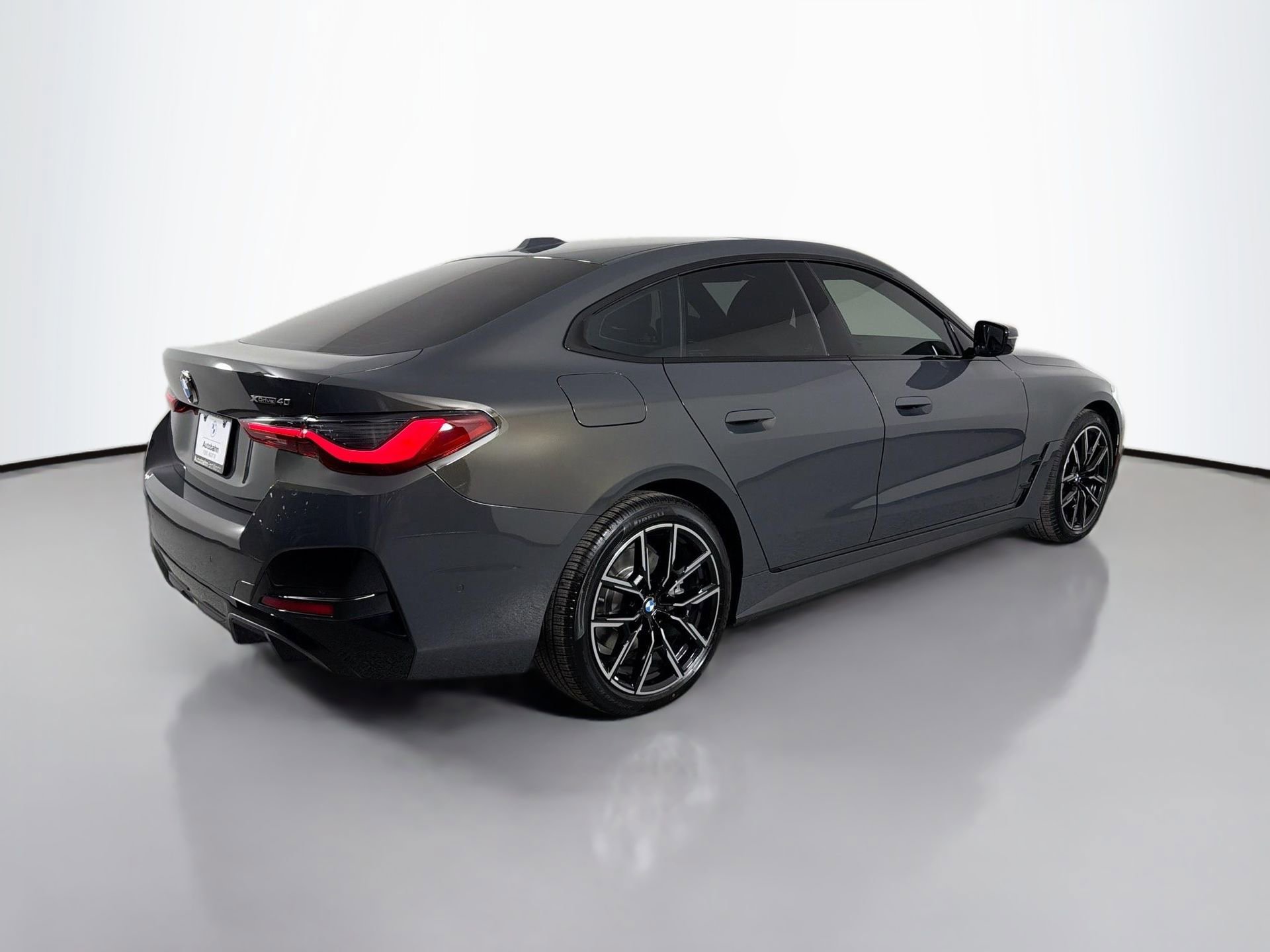 New 2026 BMW i4 xDrive40i w/ M Sport Package image 5
