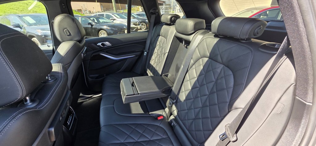 Used 2023 BMW X5 xDrive40i w/ Premium Package AWD/4WD image 31