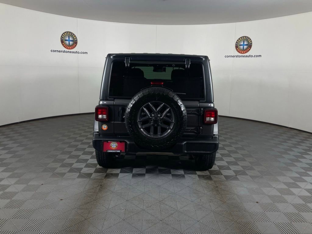 Used 2025 Jeep Wrangler Sport S image 20