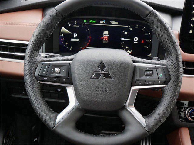 New 2026 Mitsubishi Outlander SEL image 8