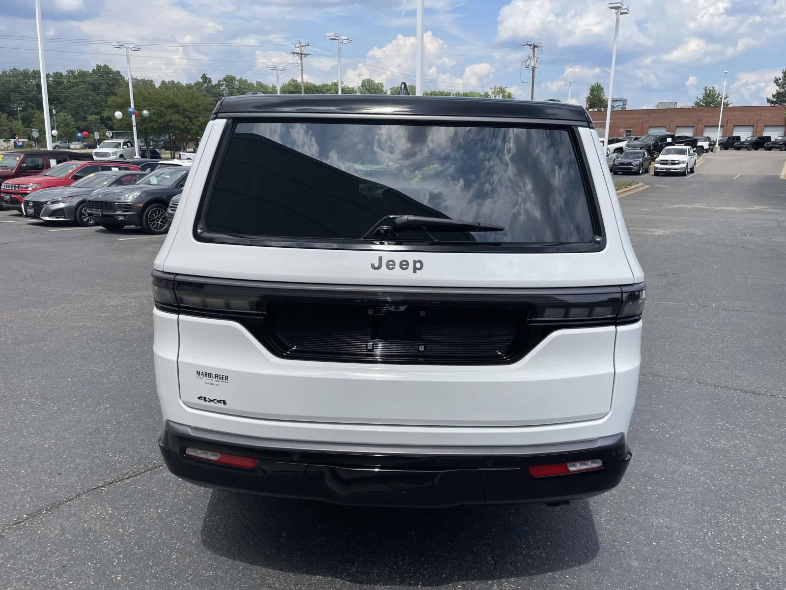 New 2026 Jeep Grand Wagoneer L Summit AWD/4WD image 6