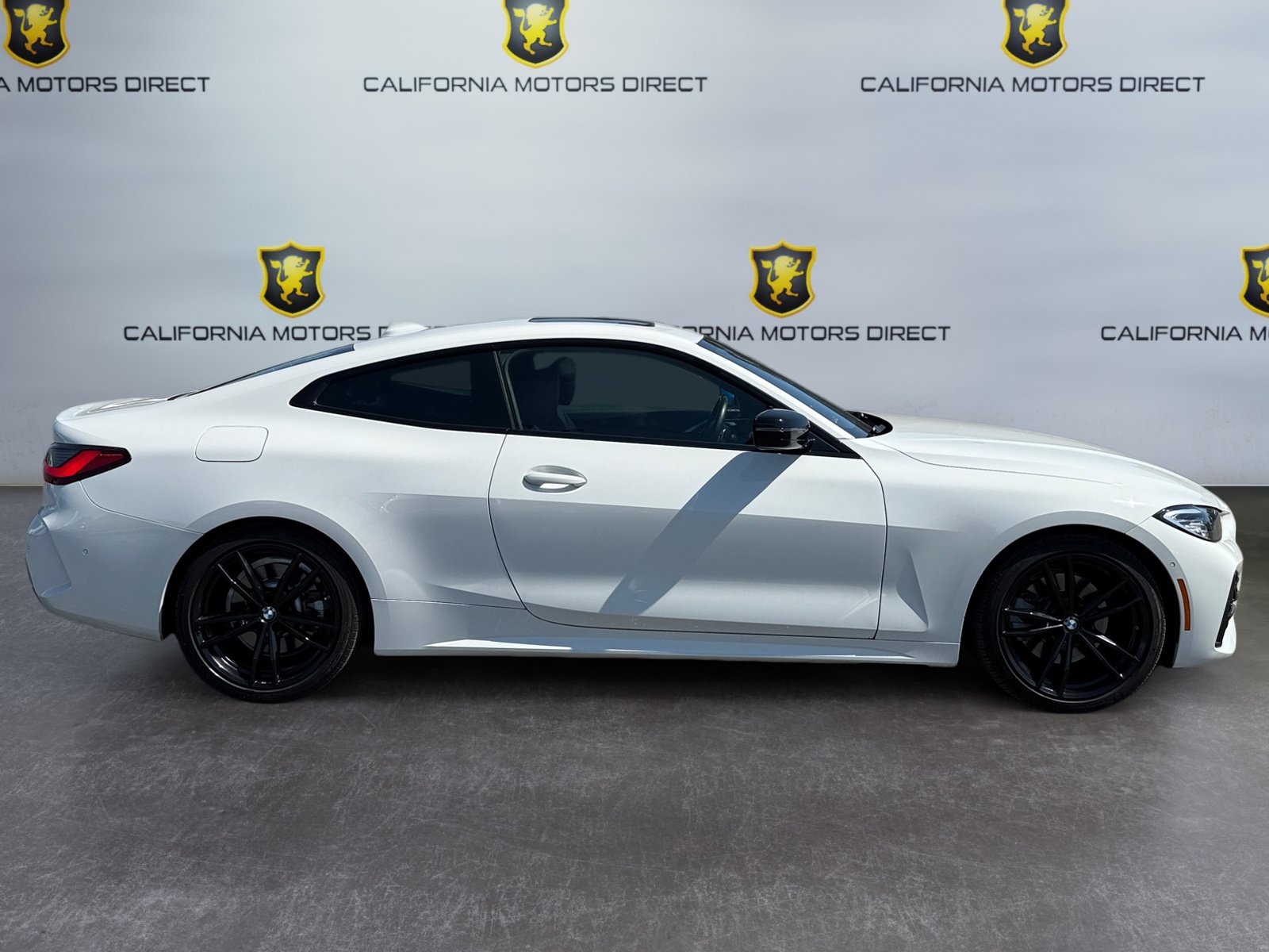 Used 2021 BMW 430i Coupe w/ M Sport Package RWD image 6