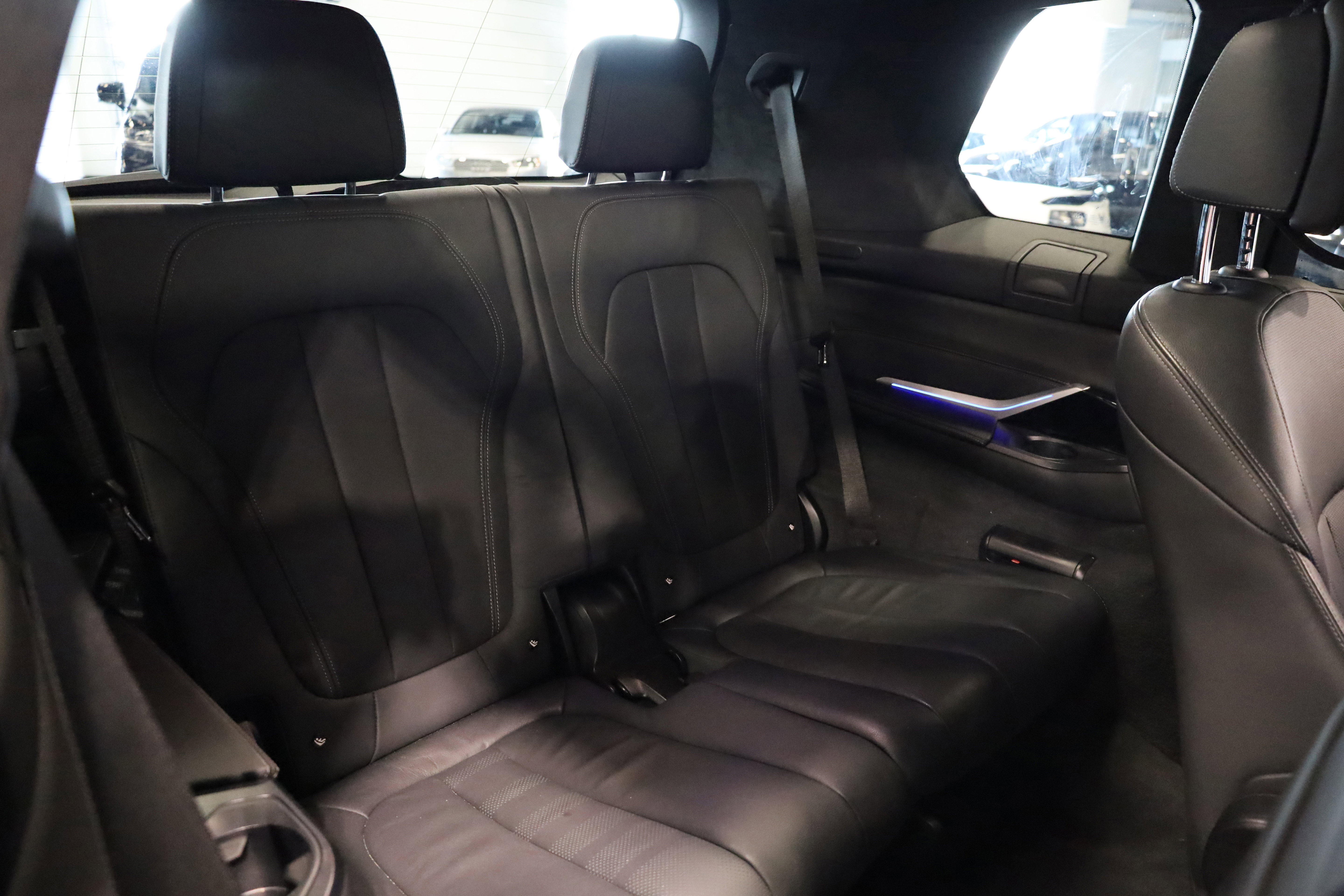 Used 2022 BMW X7 xDrive40i w/ M Sport Package image 42