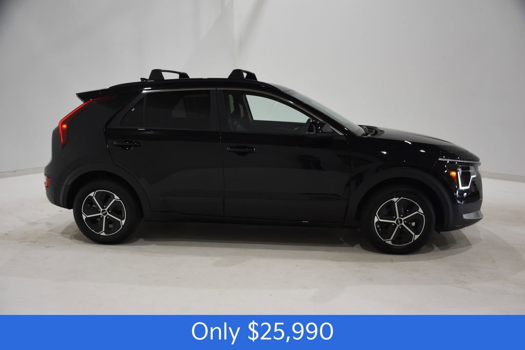 New 2025 Kia Niro EX image 3