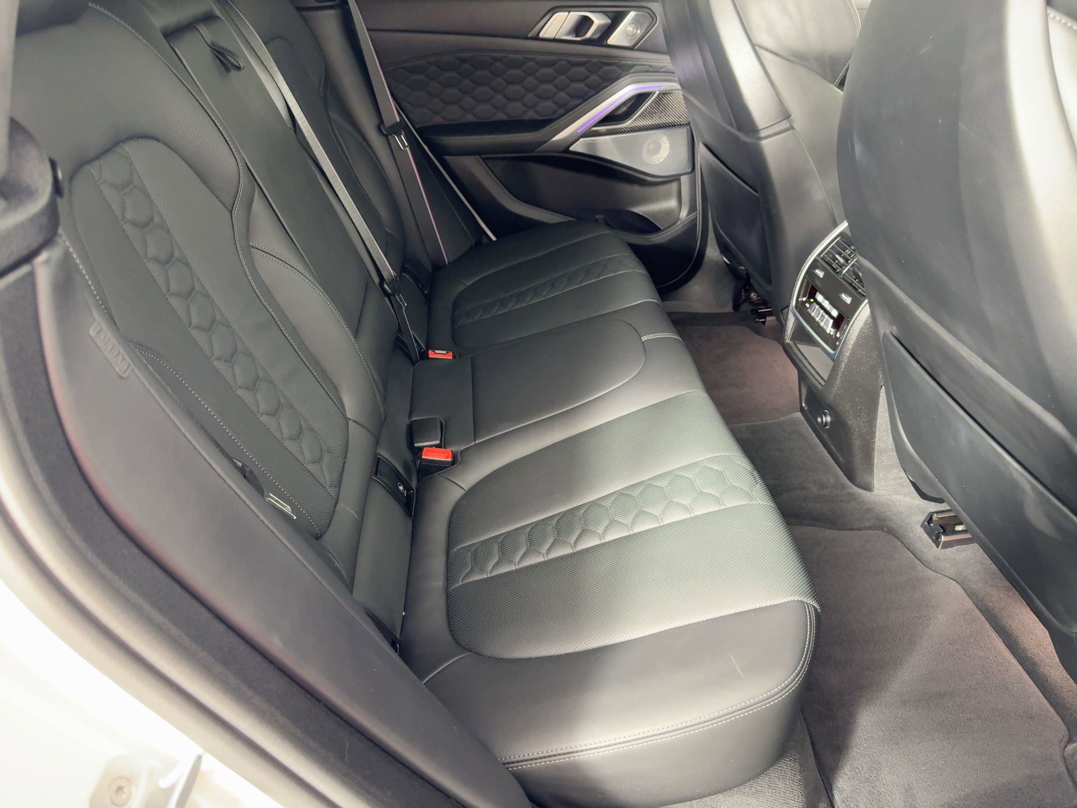 Used 2021 BMW X6 M w/ Competition Package image 29