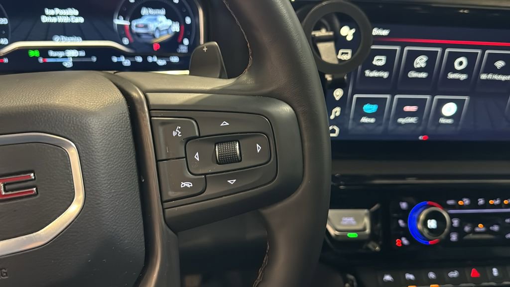 Used 2025 GMC Sierra 1500 AT4 w/ AT4 Premium Package image 32