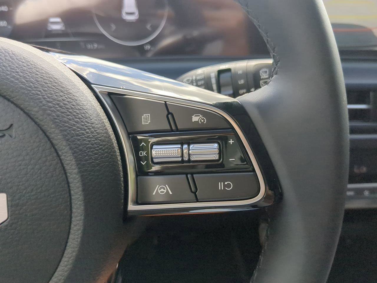 Certified 2026 Kia Seltos EX image 23