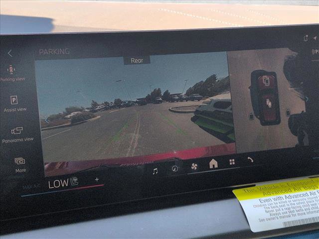 Used 2025 BMW X3 xDrive30i w/ Premium Package image 13