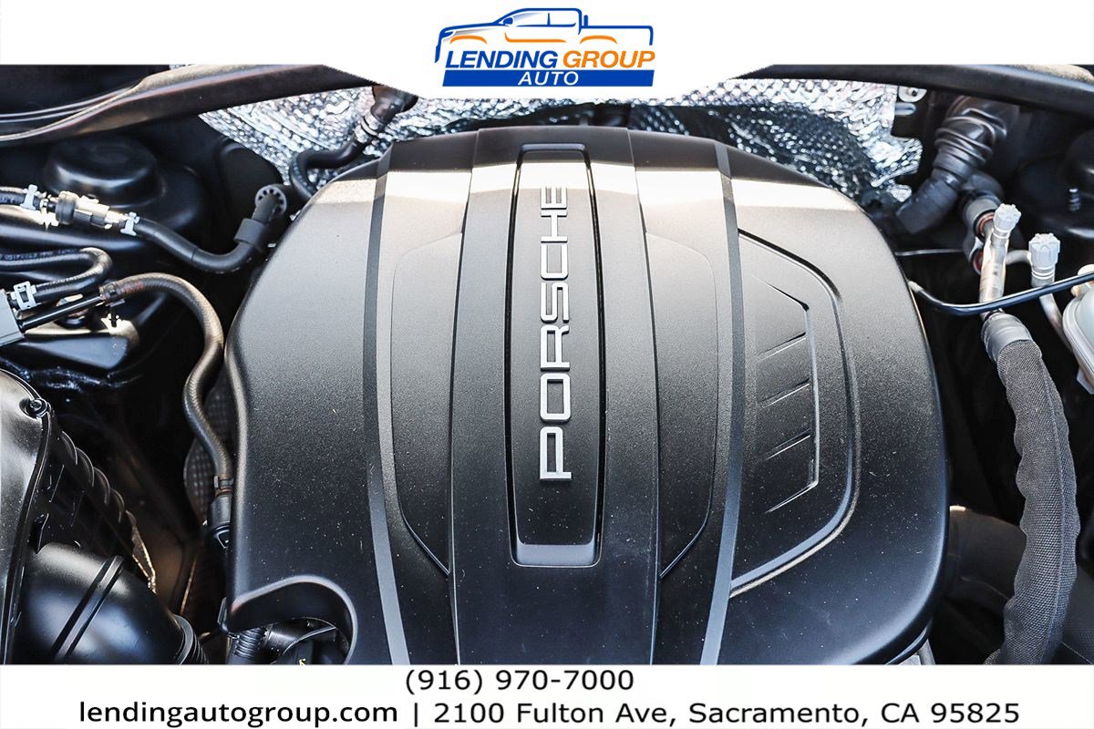 Used 2018 Porsche Macan image 26