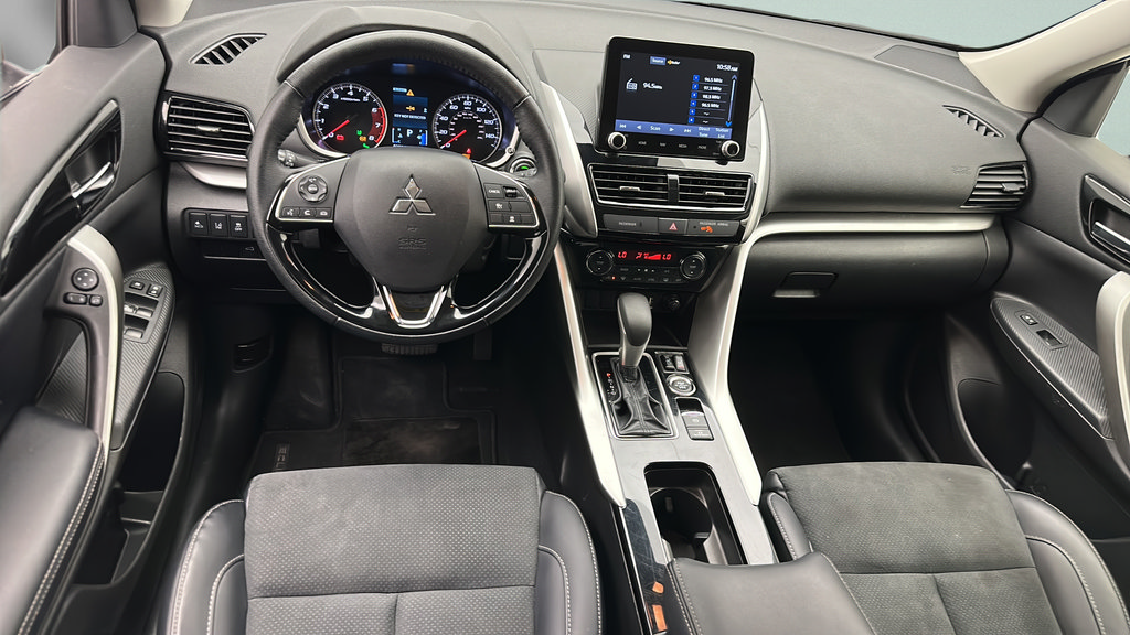 Used 2025 Mitsubishi Eclipse Cross SE AWD/4WD image 11