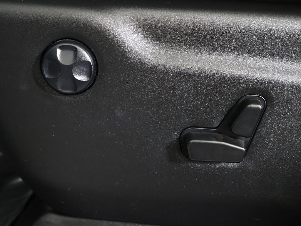 Used 2023 Dodge Durango SRT image 39