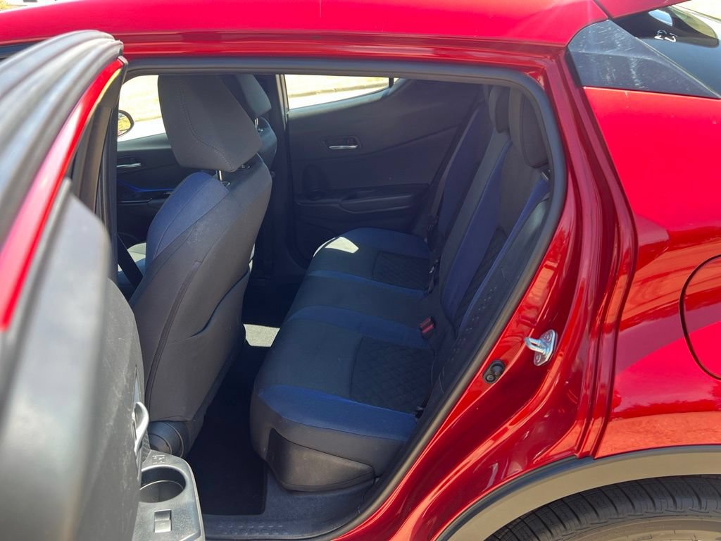 Used 2022 Toyota C-HR XLE FWD image 6