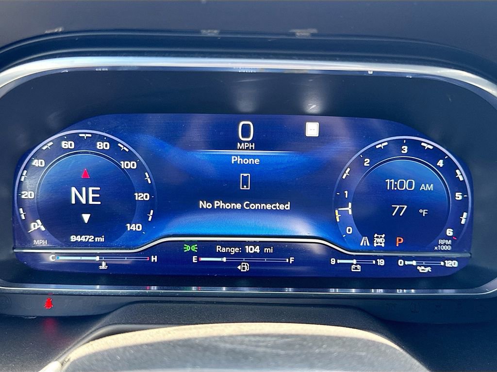 Used 2022 Chevrolet Suburban RST w/ Luxury Package image 12