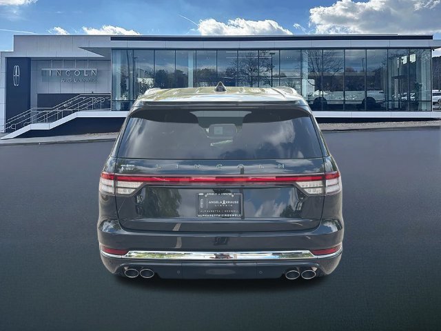 New 2027 Lincoln Aviator Black Label AWD/4WD image 7