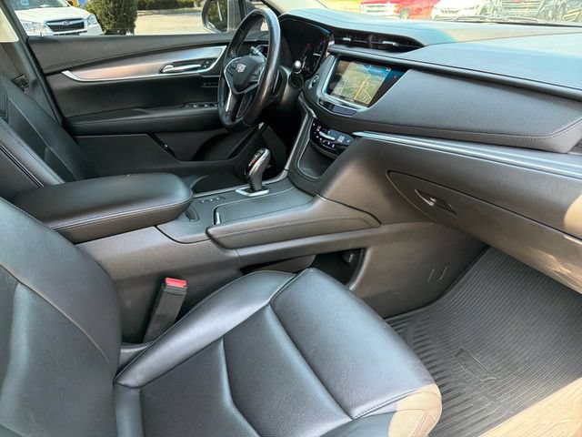 Used 2018 Cadillac XT5 Luxury w/ Driver Awareness Package AWD/4WD image 24