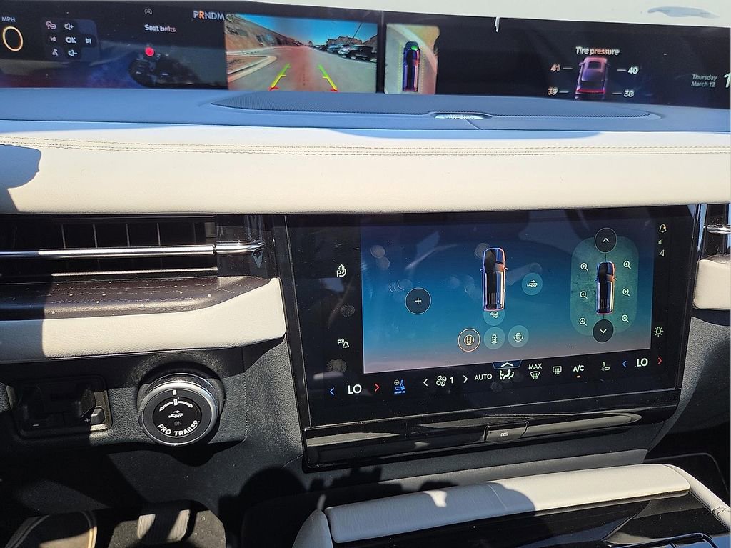 New 2026 Lincoln Navigator Black Label image 20