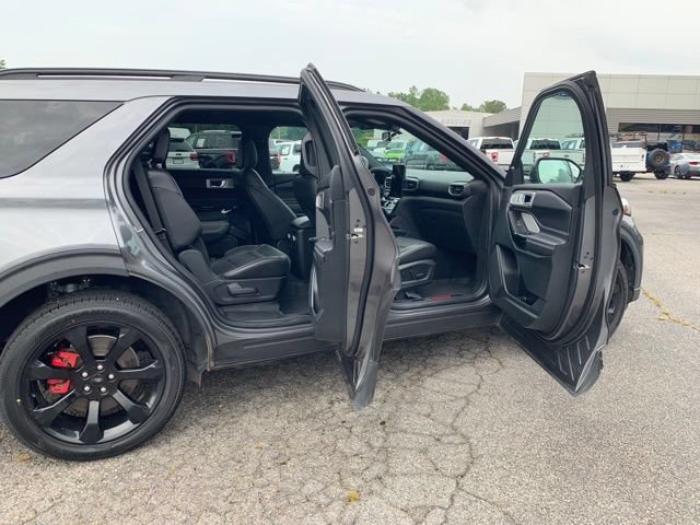 Certified 2023 Ford Explorer ST w/ Equipment Group 401A AWD/4WD image 11