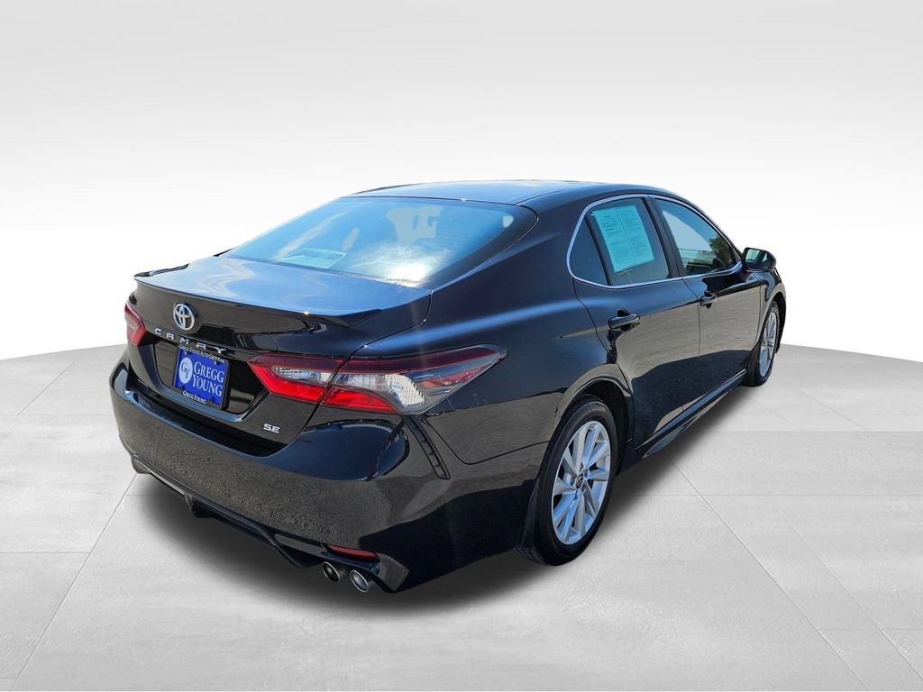 Used 2024 Toyota Camry SE FWD image 6