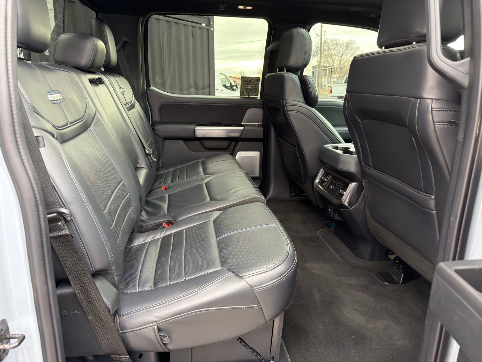 Used 2025 Ford F350 Platinum image 36