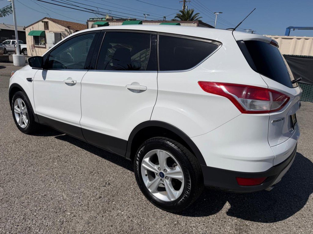 Used 2016 Ford Escape SE AWD/4WD image 9