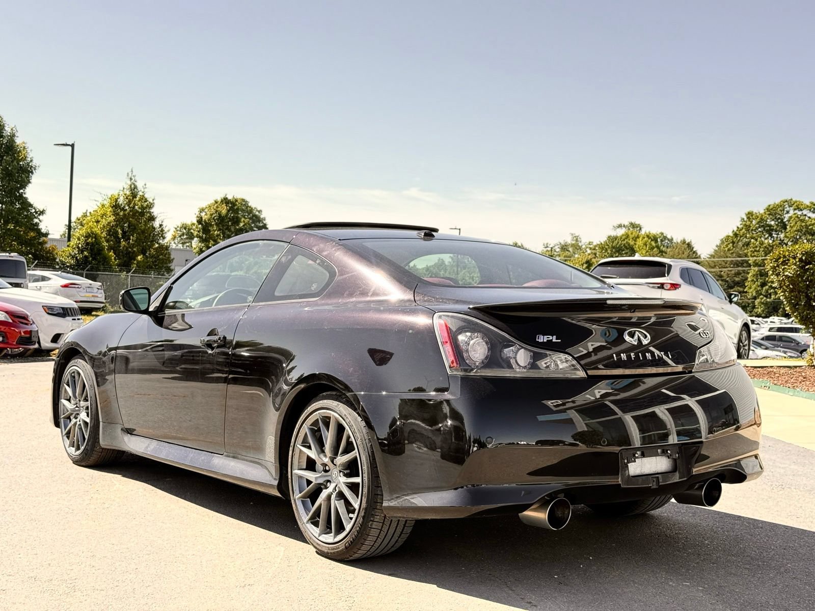 Used 2011 INFINITI G37 IPL RWD image 11
